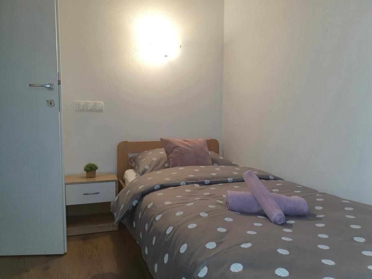 Apartment Rados ดูโกโพลิเย ภายนอก รูปภาพ