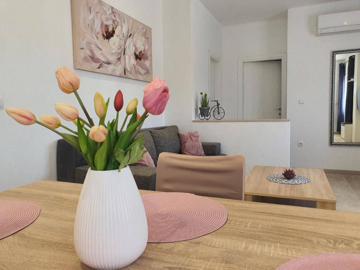Apartment Rados ดูโกโพลิเย ภายนอก รูปภาพ