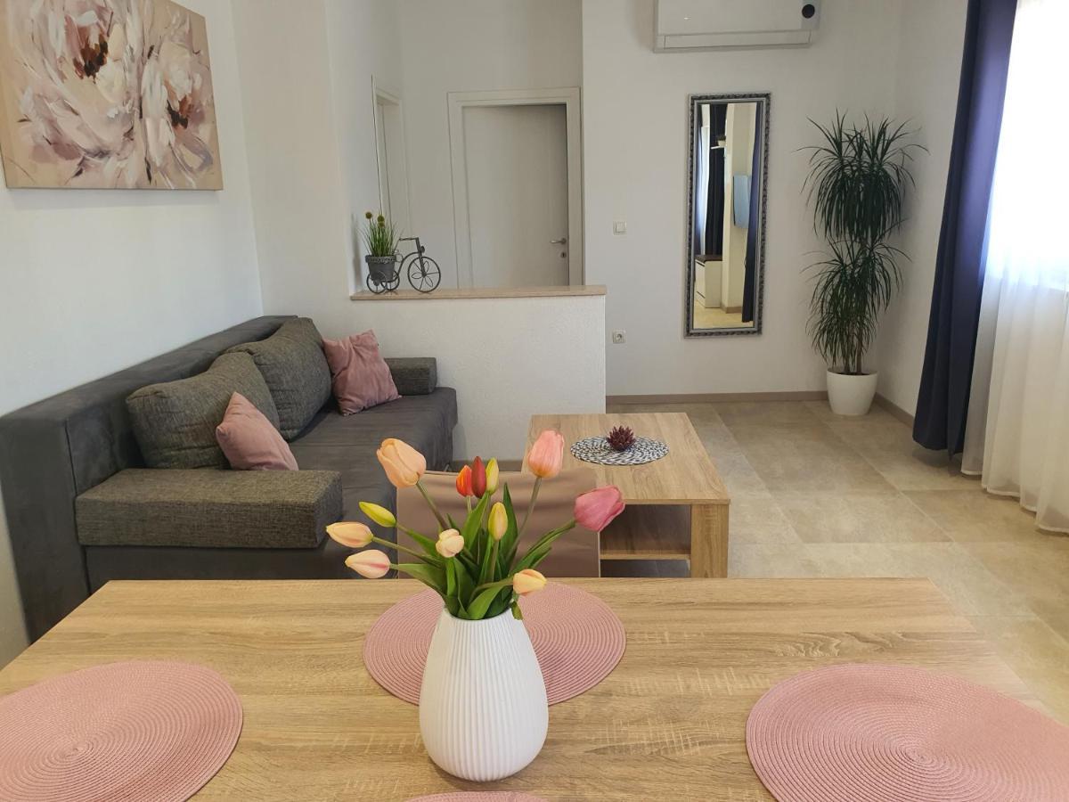 Apartment Rados ดูโกโพลิเย ภายนอก รูปภาพ